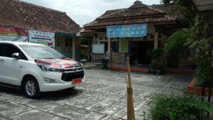 Mobil Dinas Gibran