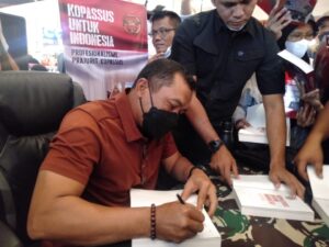 buku Kopassus Untuk Indonesia