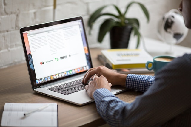 Bekerja didepan Laptop Seharian, 4 Tips Ini Bantu Tubuh Tetap Sehat kesehatan