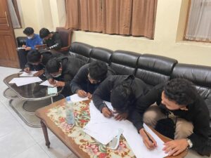 Menulis Surat Pernyataan