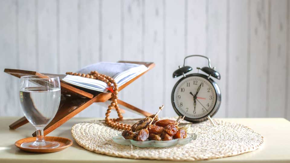Makna-Keberkahan-Sahur-dan-Kebahagiaan-Berbuka-Puasa