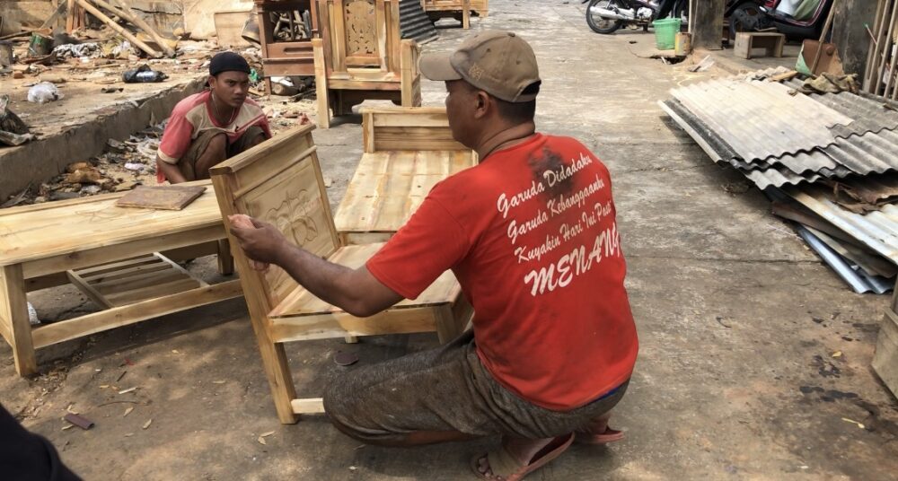 Pasar Mebel Gilingan