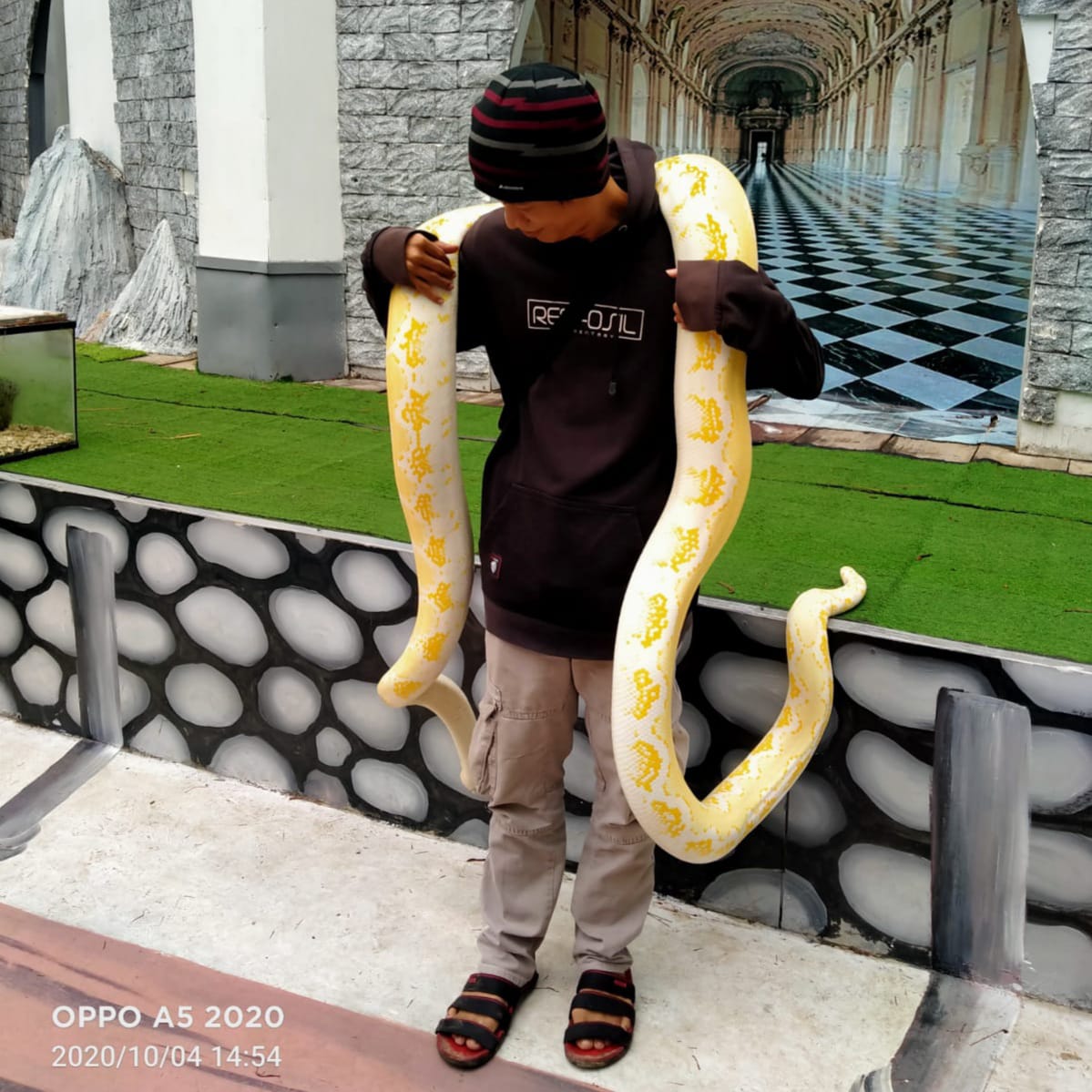 Adhiwangsa Hotel and Convention Solo