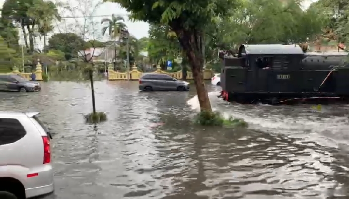 banjir solo