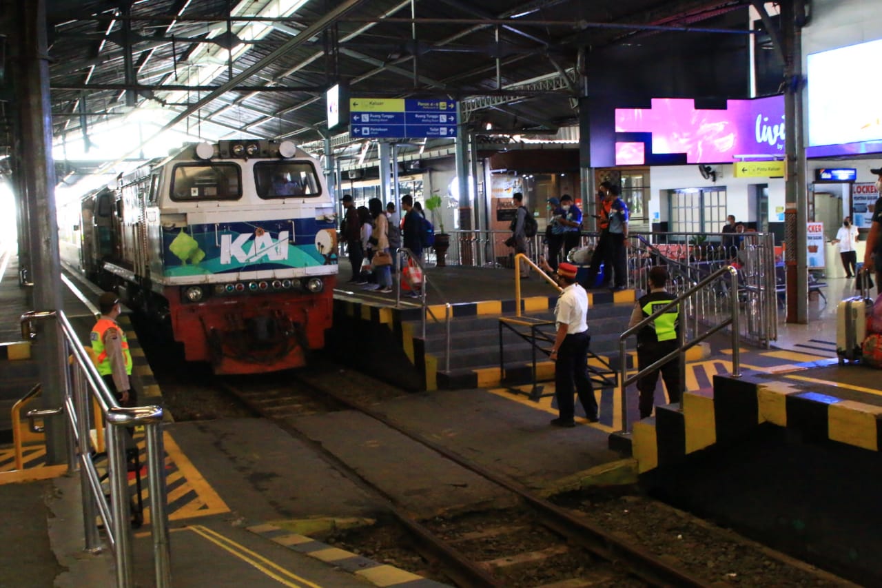 Kereta Api