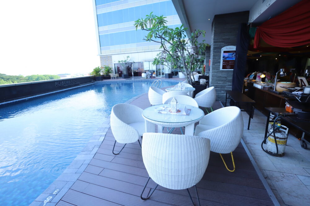 The Alana Solo Kembali Buka Aquamarine Pool & Bar (1)