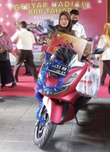 18016760-8D81-4977-96F6-6CA8B836F59F