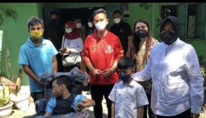 233E8F69-1C18-40B3-8B18-0CBE27D78D76