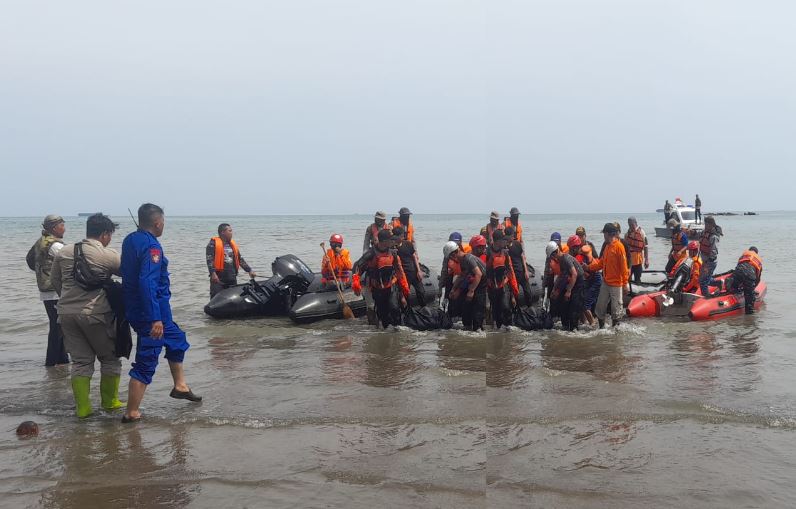 basartnas pantai karangmeso