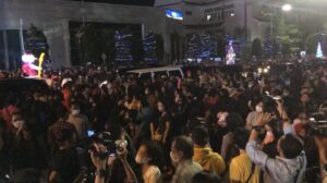 3D58F864-6400-49D9-9991-375BEA60DF8F