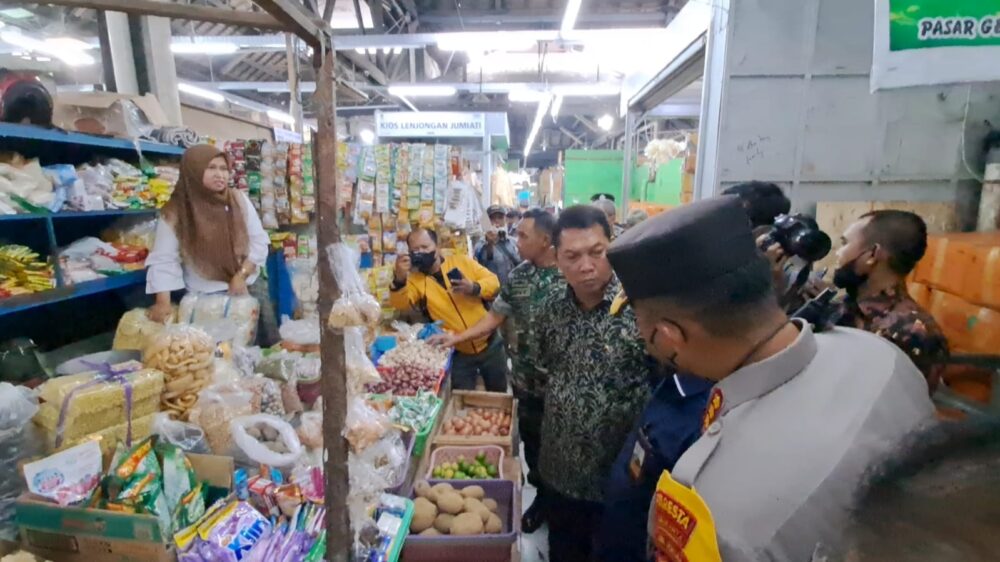 Bahan pokok