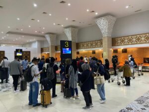 bandara adi soemarmo