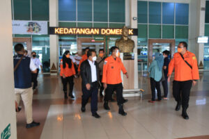 bandara adi soemarmo