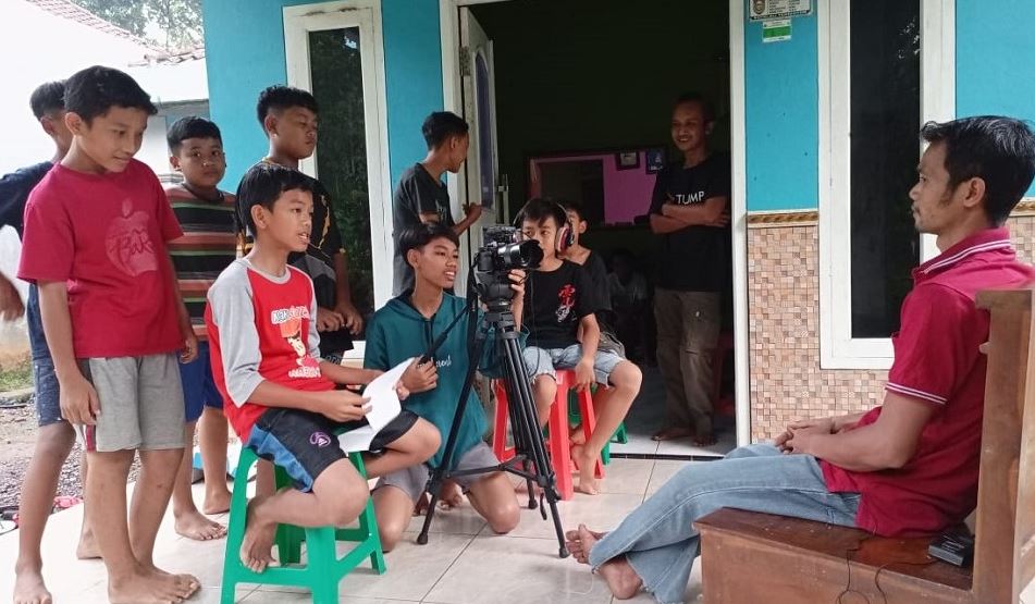 belajar sinema di desa pentur