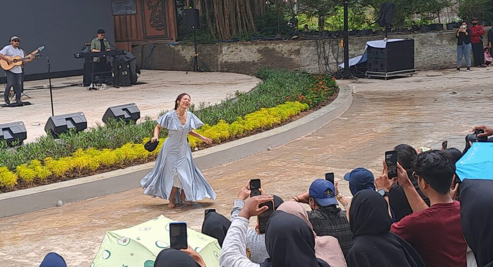 Nadin Amizah