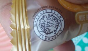 Perppu Ciptaker Logo Halal MUI