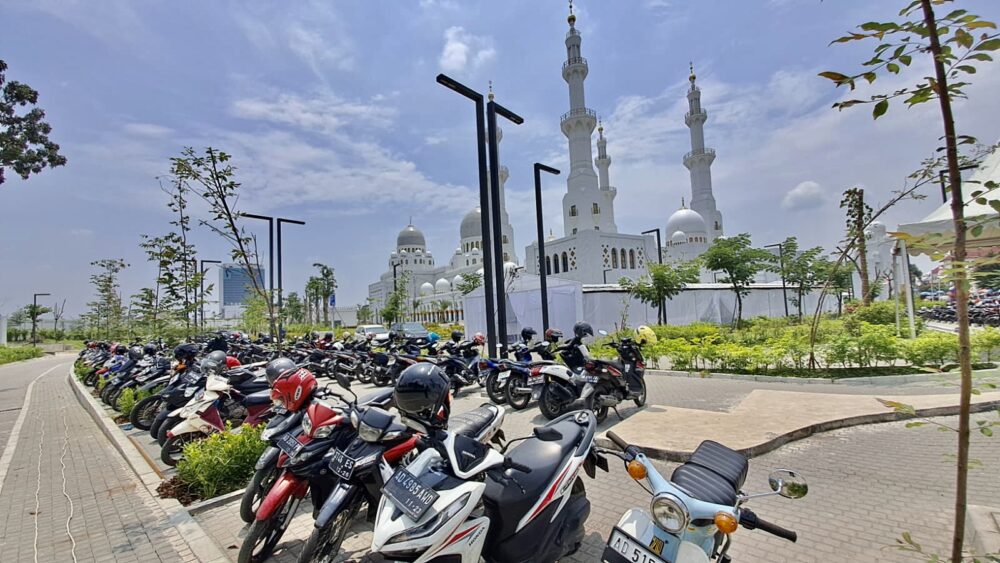 0BA68365-CA05-4E6D-8A39-99E3DBC9C18A Kantong parkir