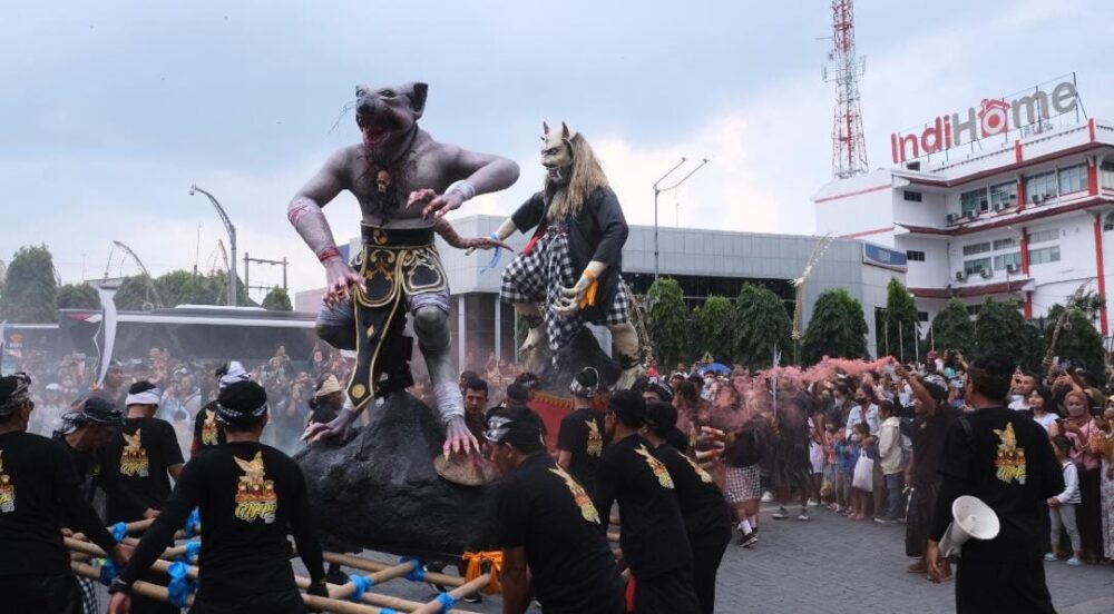 Kirab ogoh-ogoh