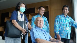 Prof. Koento Wibisono