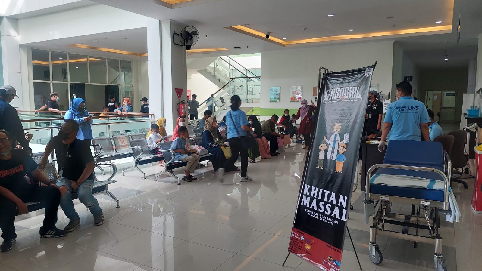 Khitan massal Garis Keras Sambernyawa