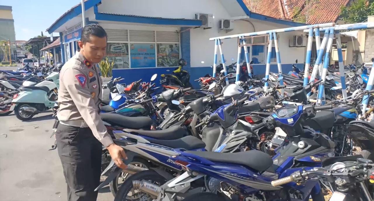 Kenakalan remaja mengunakan knalpot brong