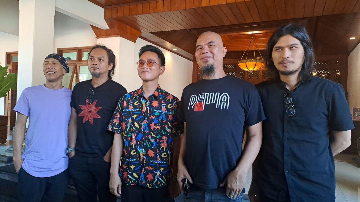 Ahmad Dhani dan Gibran