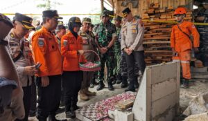 basarnas tambang emas tutup basarnas tambang emas tutup