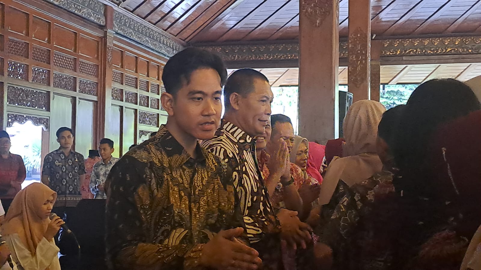 gibran teguh