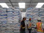 Ketersediaan pupuk subsidi untuk musim tanam awal 2025