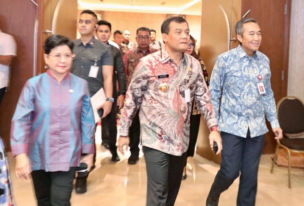 IMG-20250916-WA0022 Industri Jasa Keuangan