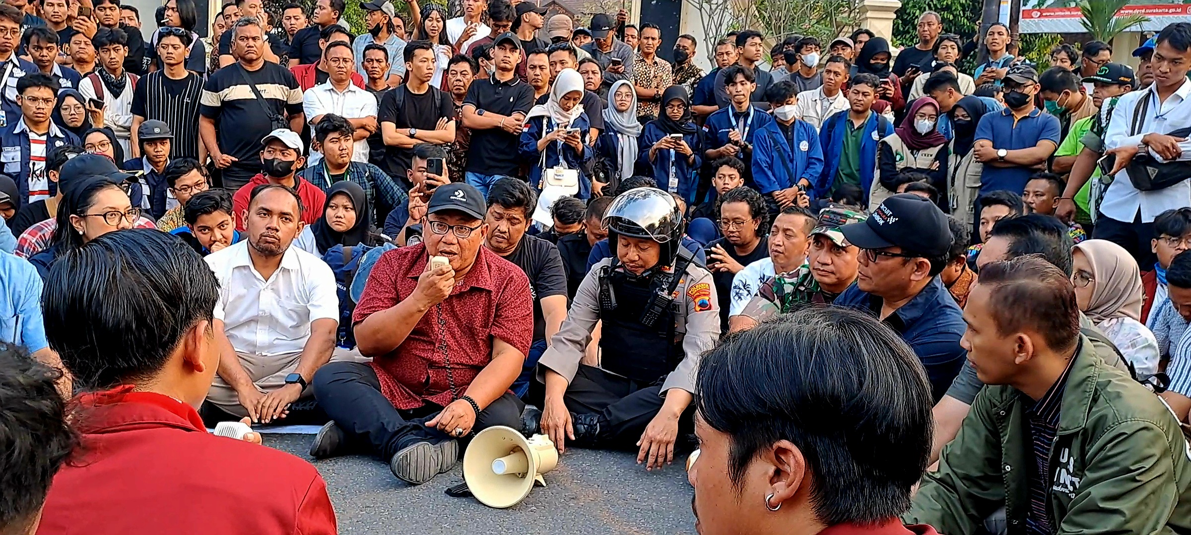 aliansi mahasiswa Soloraya